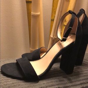 ⚡️FLASH SALE⚡️NEW MERONA BLACK HEELS